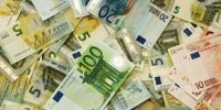 Курс евро опустился ниже 78 рублей